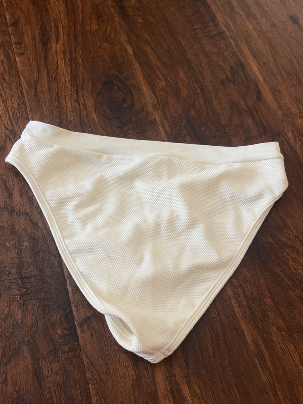 White Scalloped Shell Bikini Top with Pearl Accents - Picture 6 of 6
